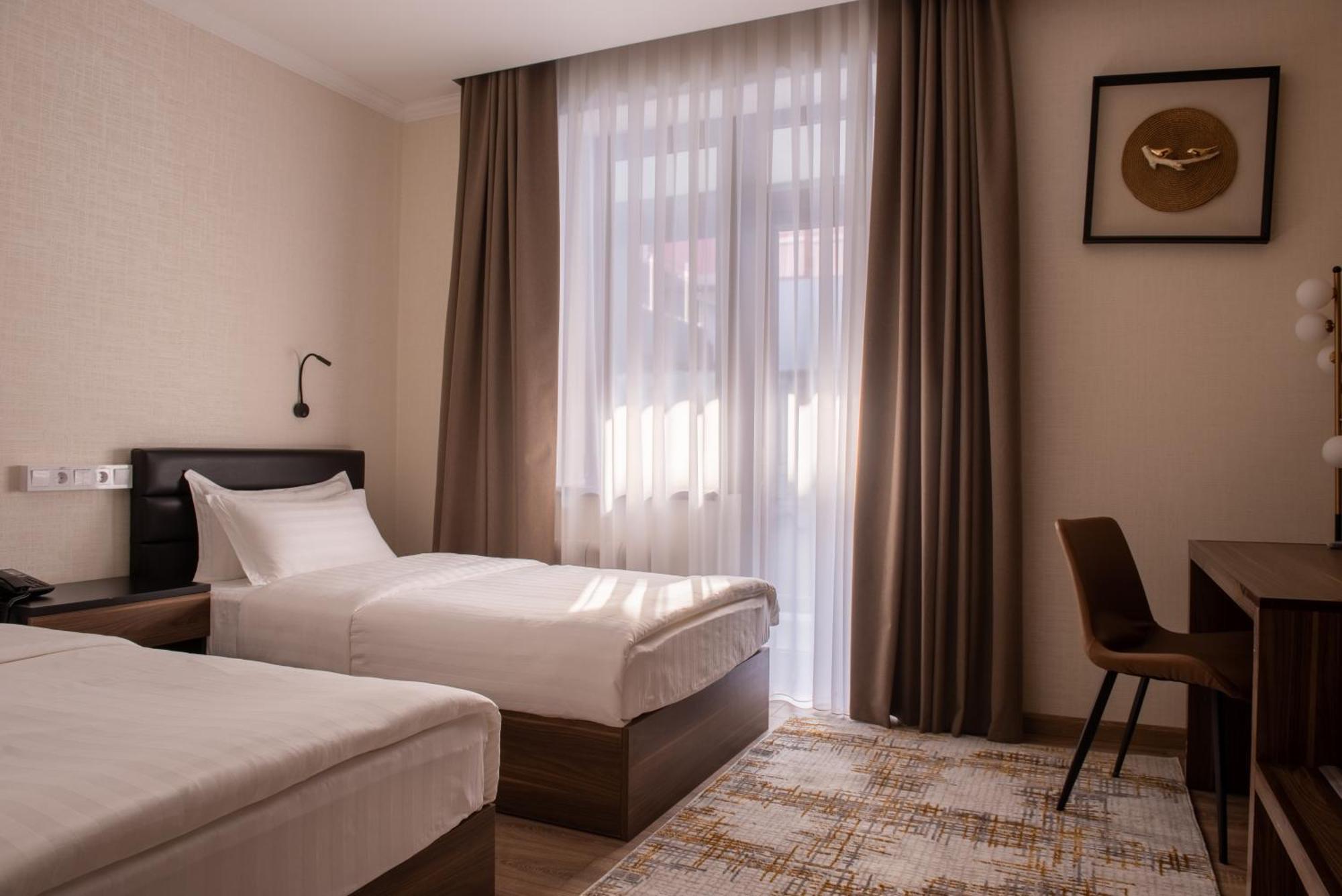 Silk Road Premium Hotel Ташкент Екстер'єр фото