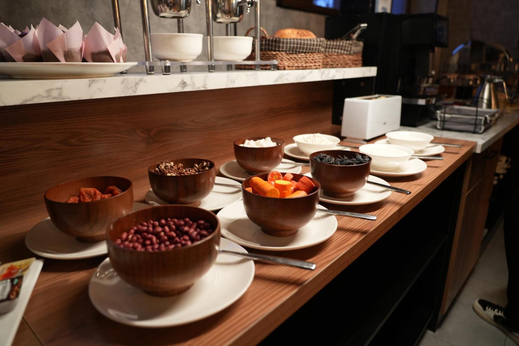Silk Road Premium Hotel Ташкент Екстер'єр фото
